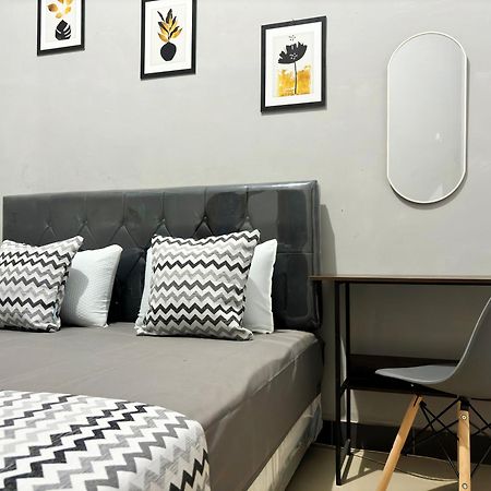 Jogja Day Inn Yogyakarta Dış mekan fotoğraf
