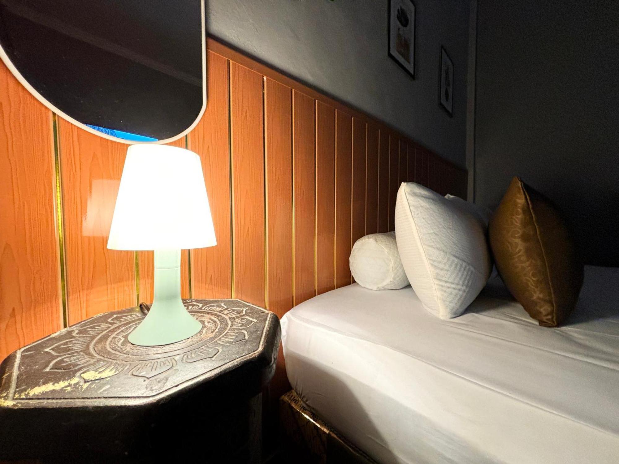 Jogja Day Inn Yogyakarta Dış mekan fotoğraf
